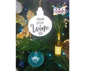 DIY Wine Wood Ornament